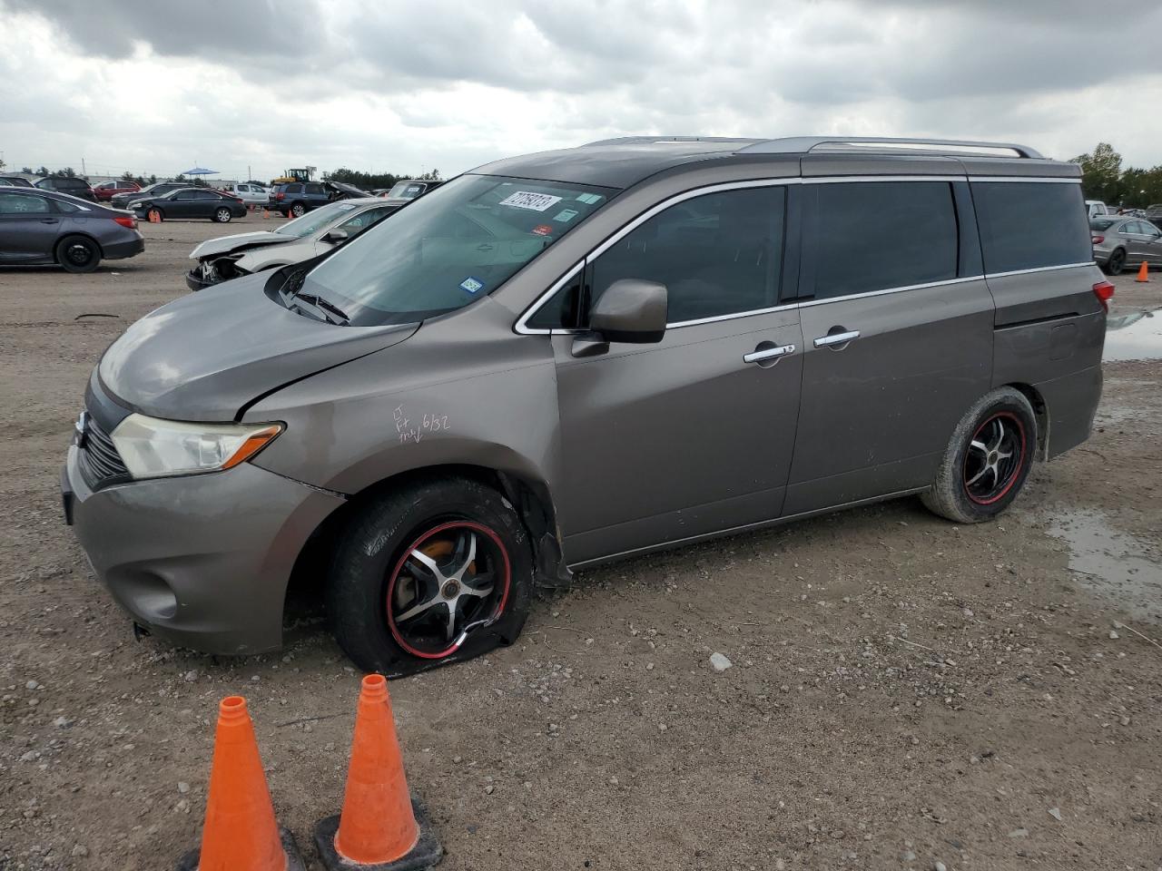 JN8AE2KP5E9105863 2014 Nissan Quest S