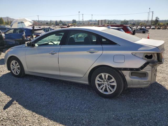 Image 2 of 2011 Hyundai Sonata salvage vehicle - Lot #72992303 at Copart