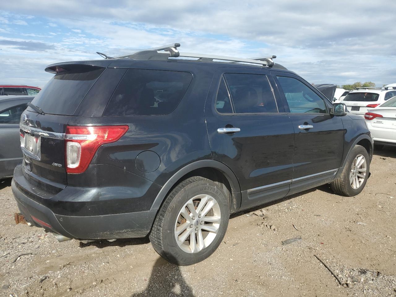 1FMHK8D89BGA17672 2011 Ford Explorer Xlt