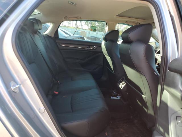 1HGCV2F94NA011134 Honda Accord Touring
