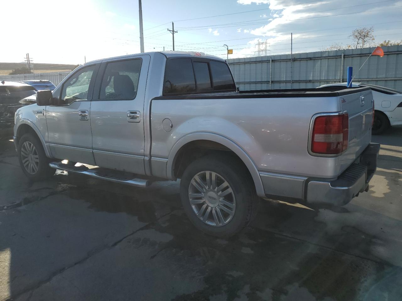 5LTPW18598FJ06035 2008 Lincoln Mark Lt