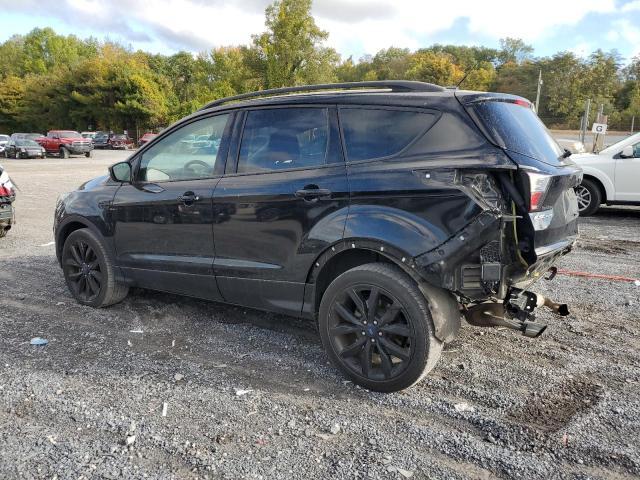 1FMCU9JD0HUE62212 Ford Escape Titanium