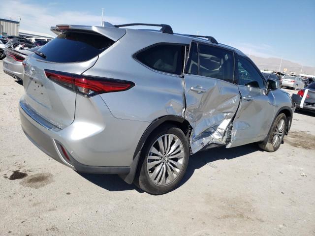 VIN 5TDFZRAH6NS126330 2022 Toyota Highlander, Platinum no.3