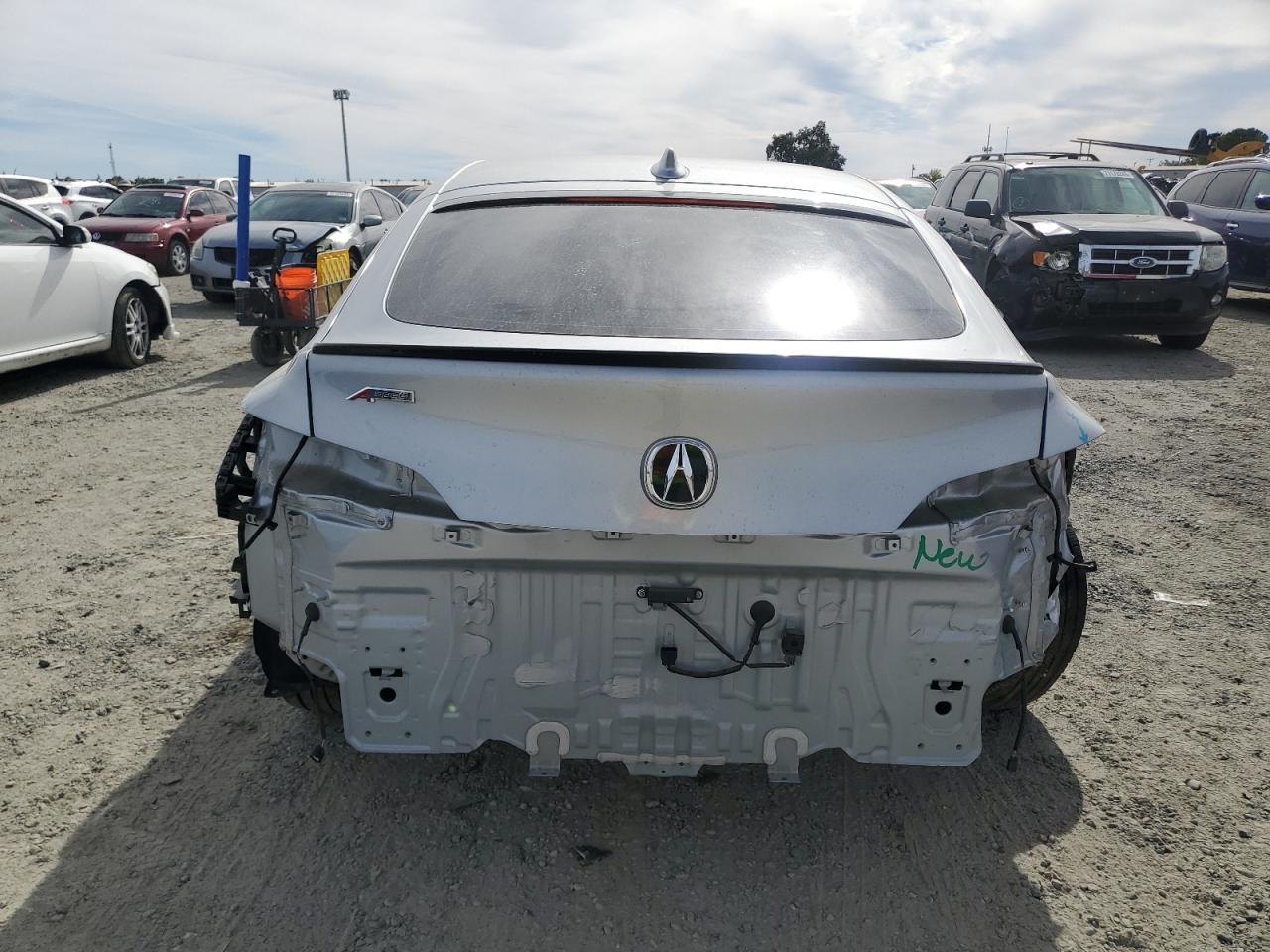 19UDE4H32PA019843 Acura Integra A-  6