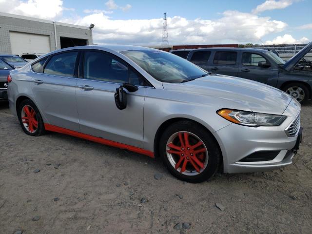 3FA6P0H76JR111909 Ford FUSION SE