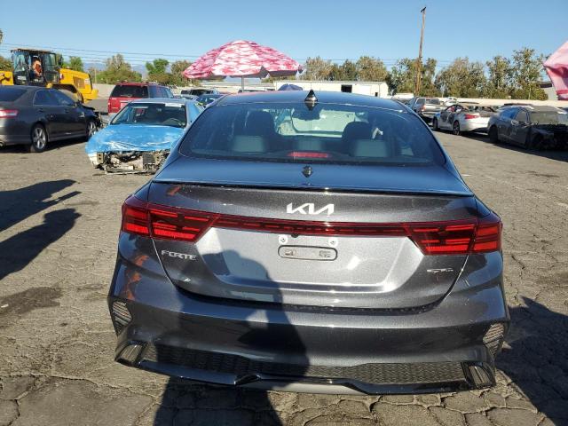 3KPF54AD6PE598357 Kia Forte GT L 6