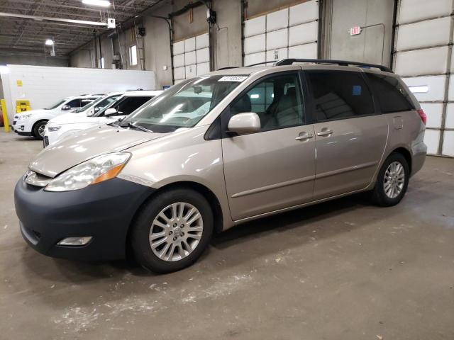 2009 Toyota Sienna XLE