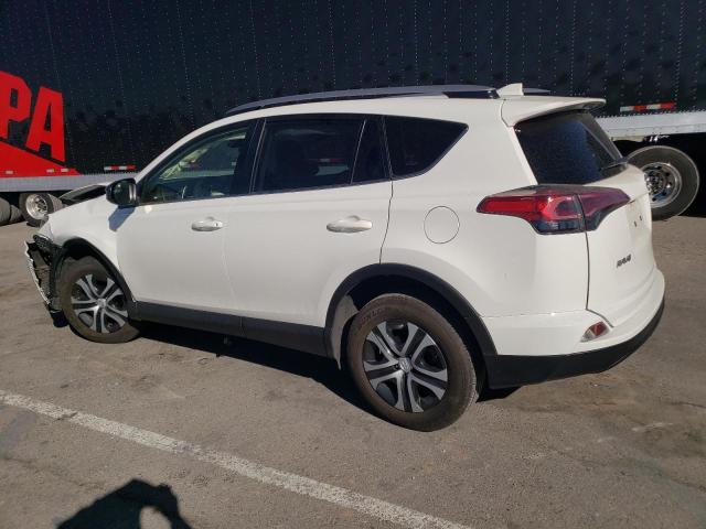 JTMZFREV7JJ752983 Toyota RAV4 LE