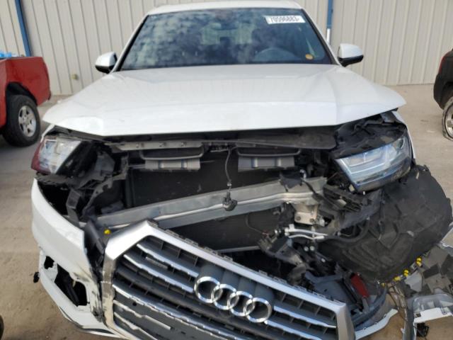 VIN WA1LHAF70KD038687 2019 Audi Q7, Premium Plus no.12