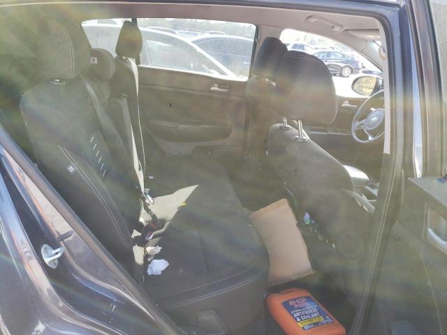 KNDPM3ACXJ7315006 KIA Sportage Lx