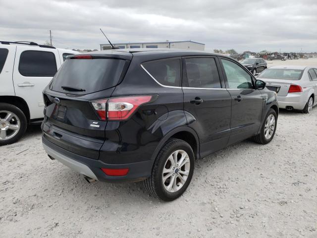1FMCU0GDXHUA93183 Ford ESCAPE SE