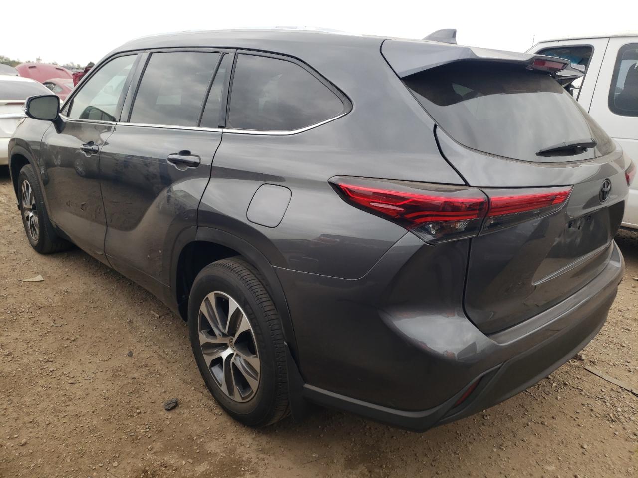 5tdgzrbh8ms145947 5TDGZRBH8MS145947 2021 Toyota Highlander Xle