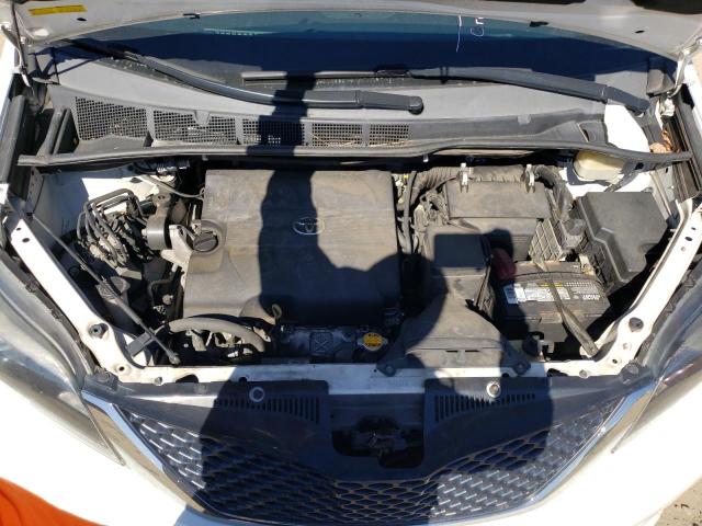 5TDXK3DC5GS738933 2016 TOYOTA SIENNA, photo no. 11