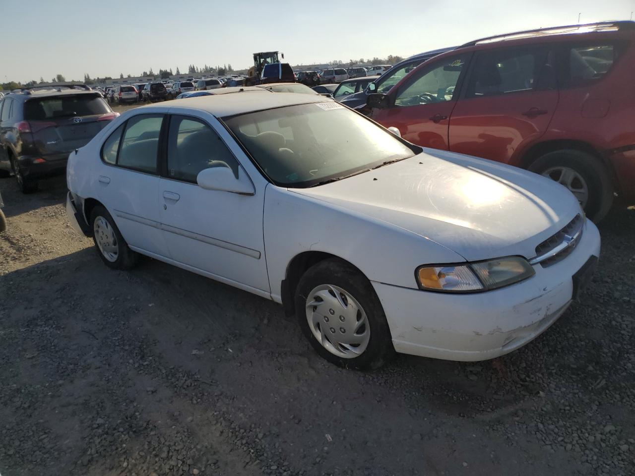 1N4DL01D8WC179475 1998 Nissan Altima Xe