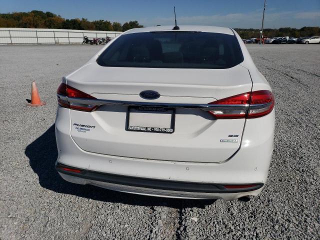 3FA6P0HD2HR195789 Ford FUSION SE