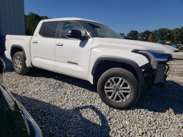  TOYOTA TUNDRA 2022 Білий