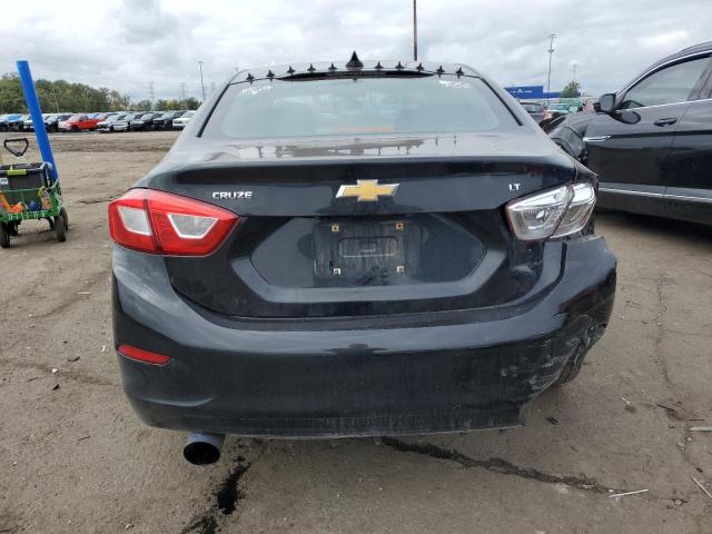 2018 CHEVROLET CRUZE LT - 1G1BE5SM1J7146013