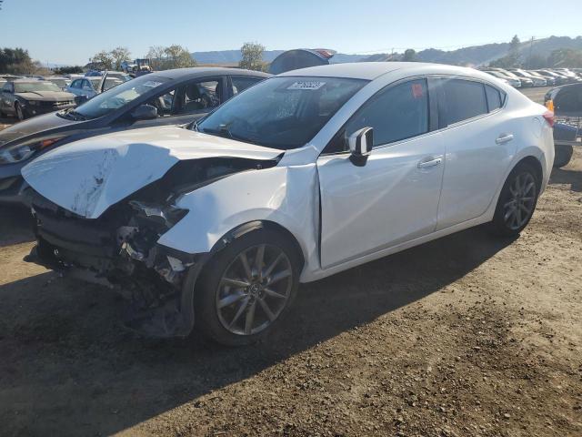 2018 Mazda Mazda3 4-Door Touring