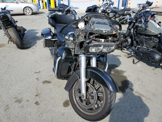 2017 HARLEY-DAVIDSON FLTRU 1HD1KGD3XHB637584