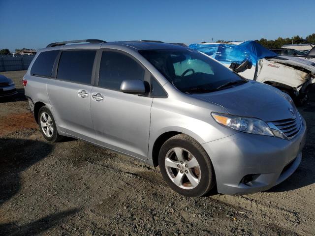 5TDKK3DC4FS585342 Toyota SIENNA LE