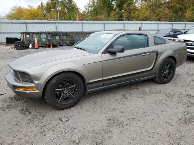 2005 Ford Mustang 