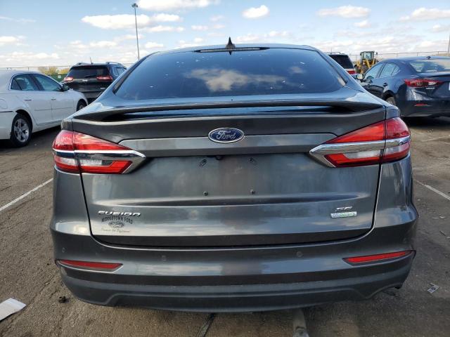 3FA6P0HD9KR282418 Ford Fusion SE 6