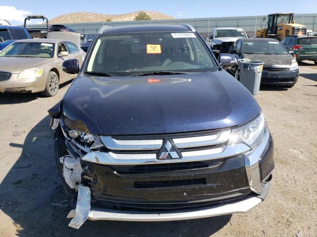 JA4AD3A3XHZ064468 Mitsubishi Outlander Se