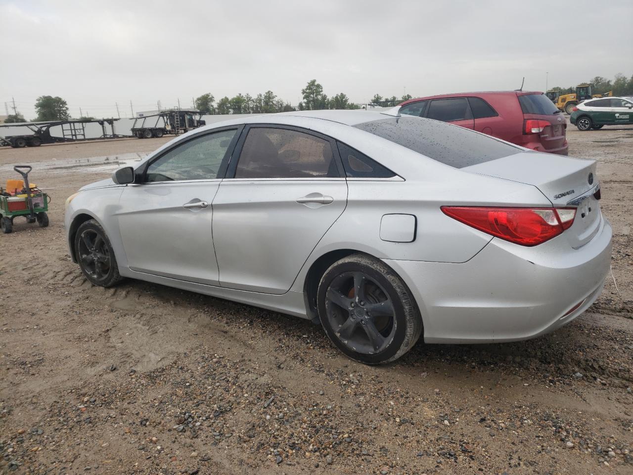 5NPEB4AC4BH083695 2011 Hyundai Sonata Gls