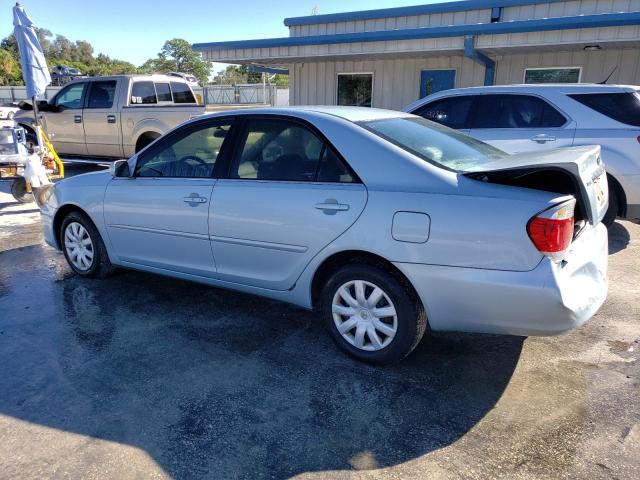 2005 Toyota Camry - Image 2