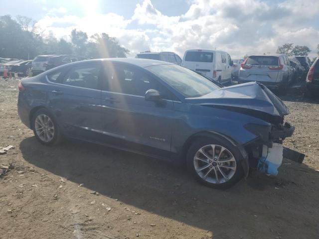 3FA6P0LU0KR121754 Ford Fusion SE 4