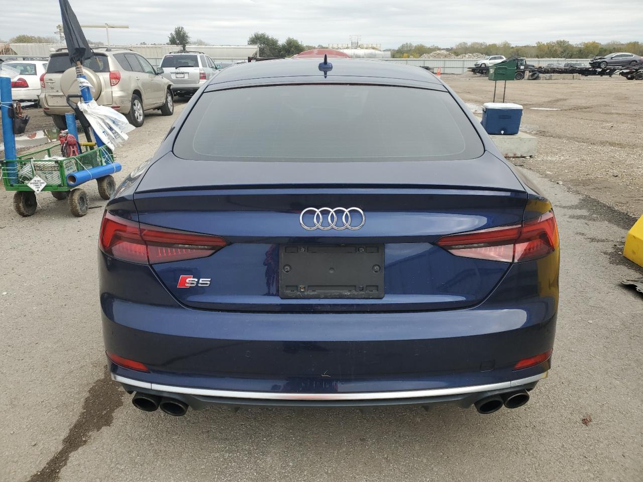 WAUC4CF59JA041872 2018 Audi S5 Prestige