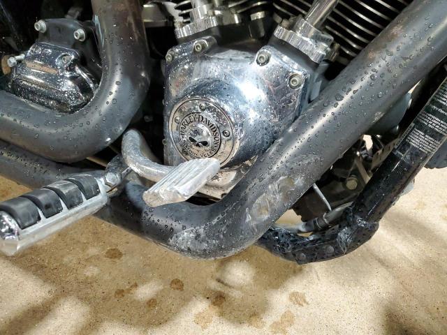 2011 HARLEY-DAVIDSON FXDC 1HD1GV411BC317558