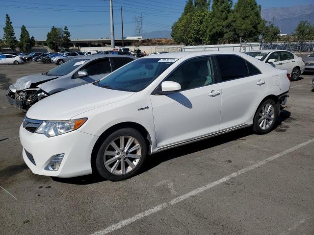 2014 Toyota Camry Hybrid 