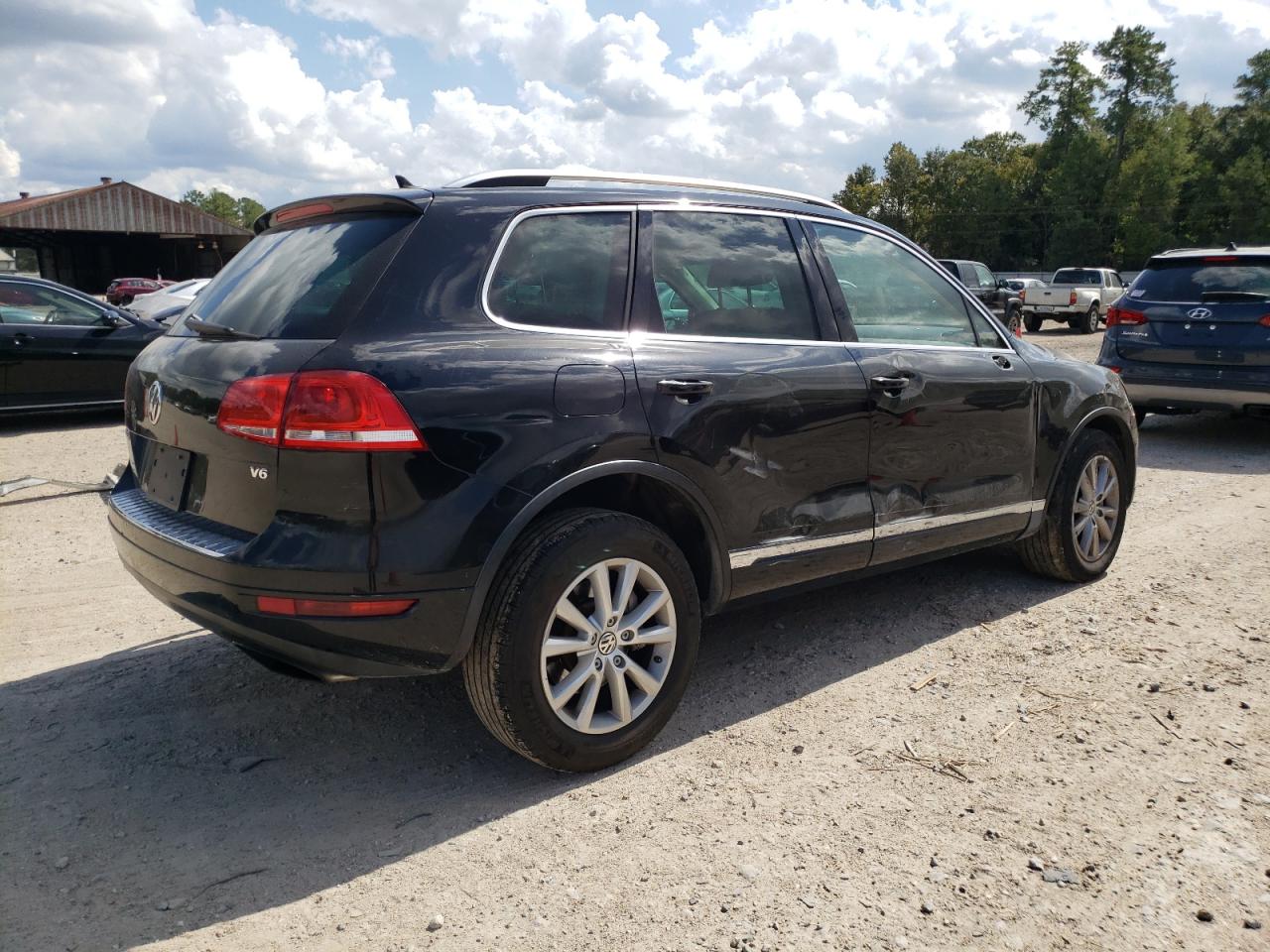 WVGEF9BP1DD006824 2013 Volkswagen Touareg V6
