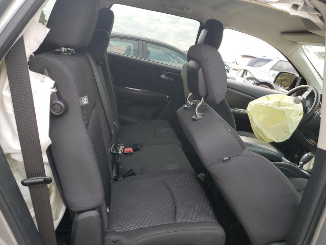 3C4PDDAG8JT526449 Dodge JOURNEY SE