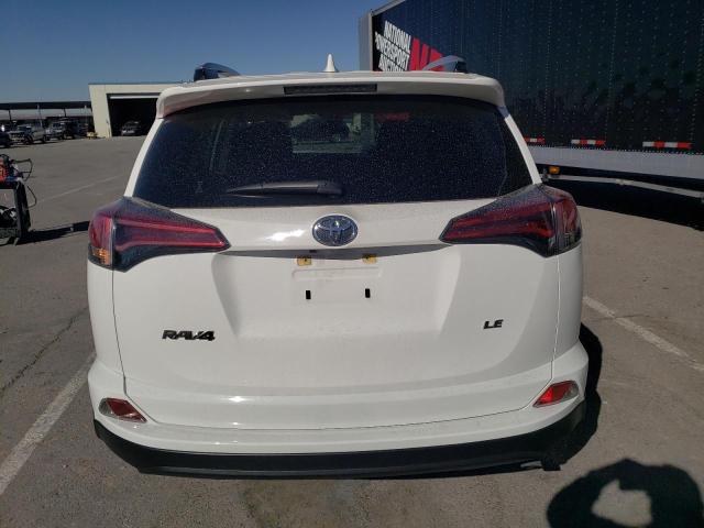 JTMZFREV7JJ752983 Toyota RAV4 LE