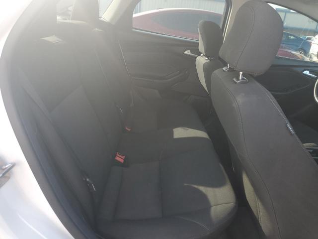 1FADP3F24GL242134 Ford FOCUS SE
