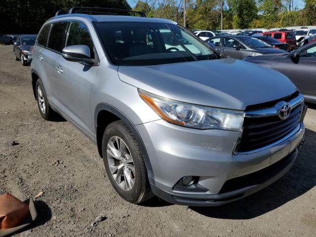5TDJKRFH2FS211612 Toyota Highlander Xle