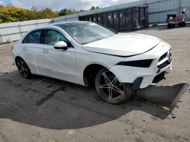 W1K3G4FB3MJ322467 Mercedes-Benz A 220 4matic