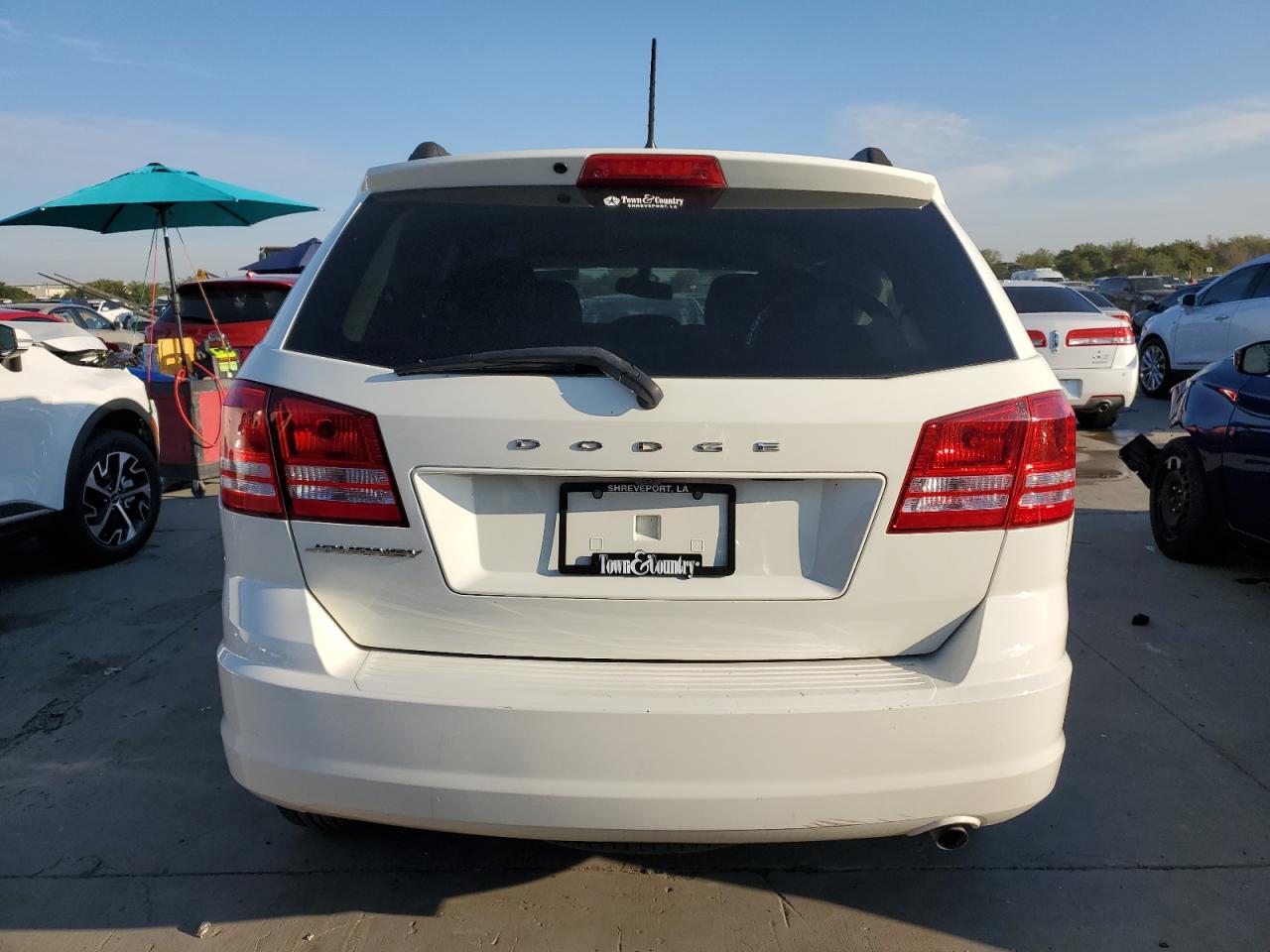 2019 Dodge Journey Se vin: 3C4PDCAB3KT873543