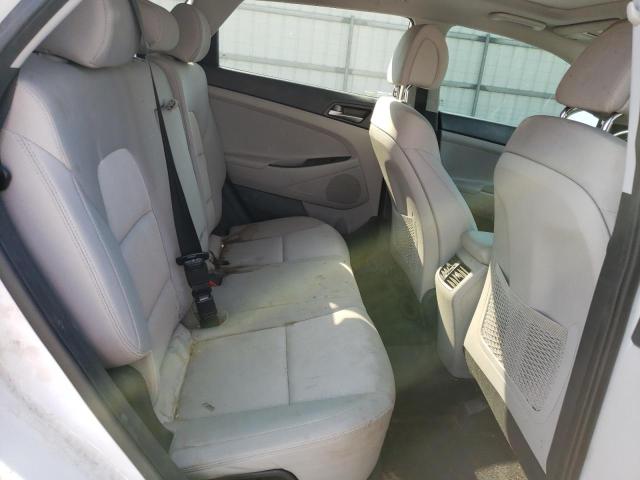 KM8J33A28JU743489 Hyundai Tucson Value