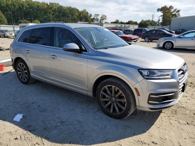 WA1LAAF74HD002126 2017 AUDI Q7, photo no. 4