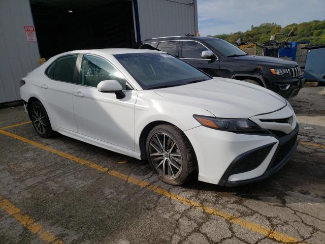  TOYOTA CAMRY 2021 Білий