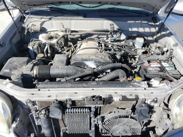 Image 12 of 2002 Toyota Sequoia salvage vehicle - Lot #73367363 at Copart