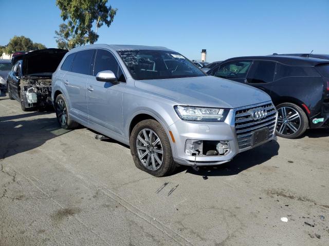 VIN WA1LHAF75KD040368 2019 Audi Q7, Premium Plus no.4