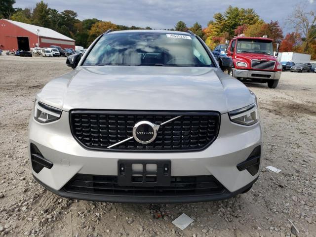 2024 VOLVO XC40 CORE - YV4L12UK4R2214361