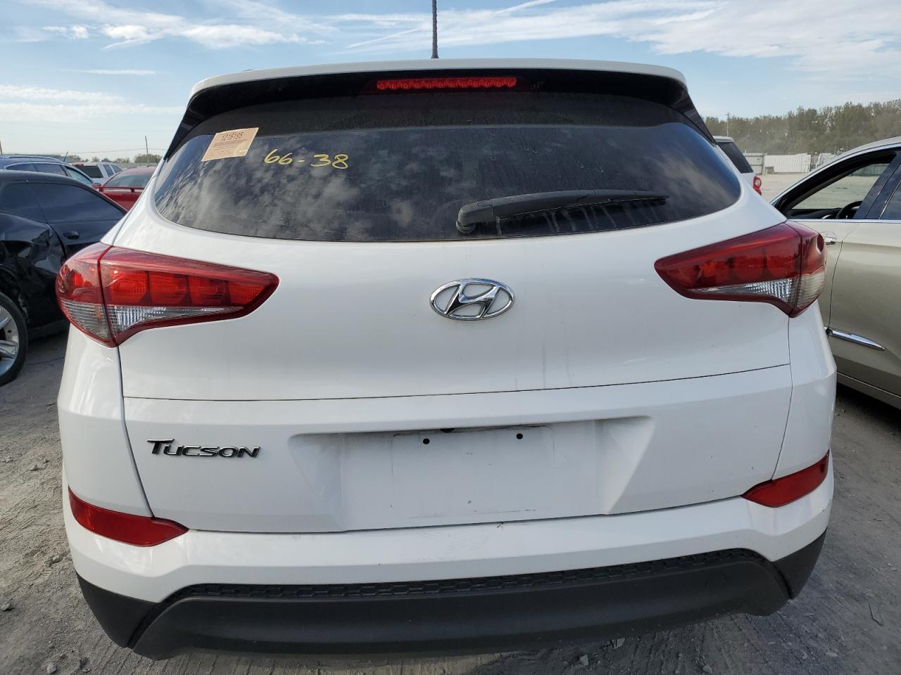 KM8J33A49HU394421 2017 Hyundai Tucson Limited