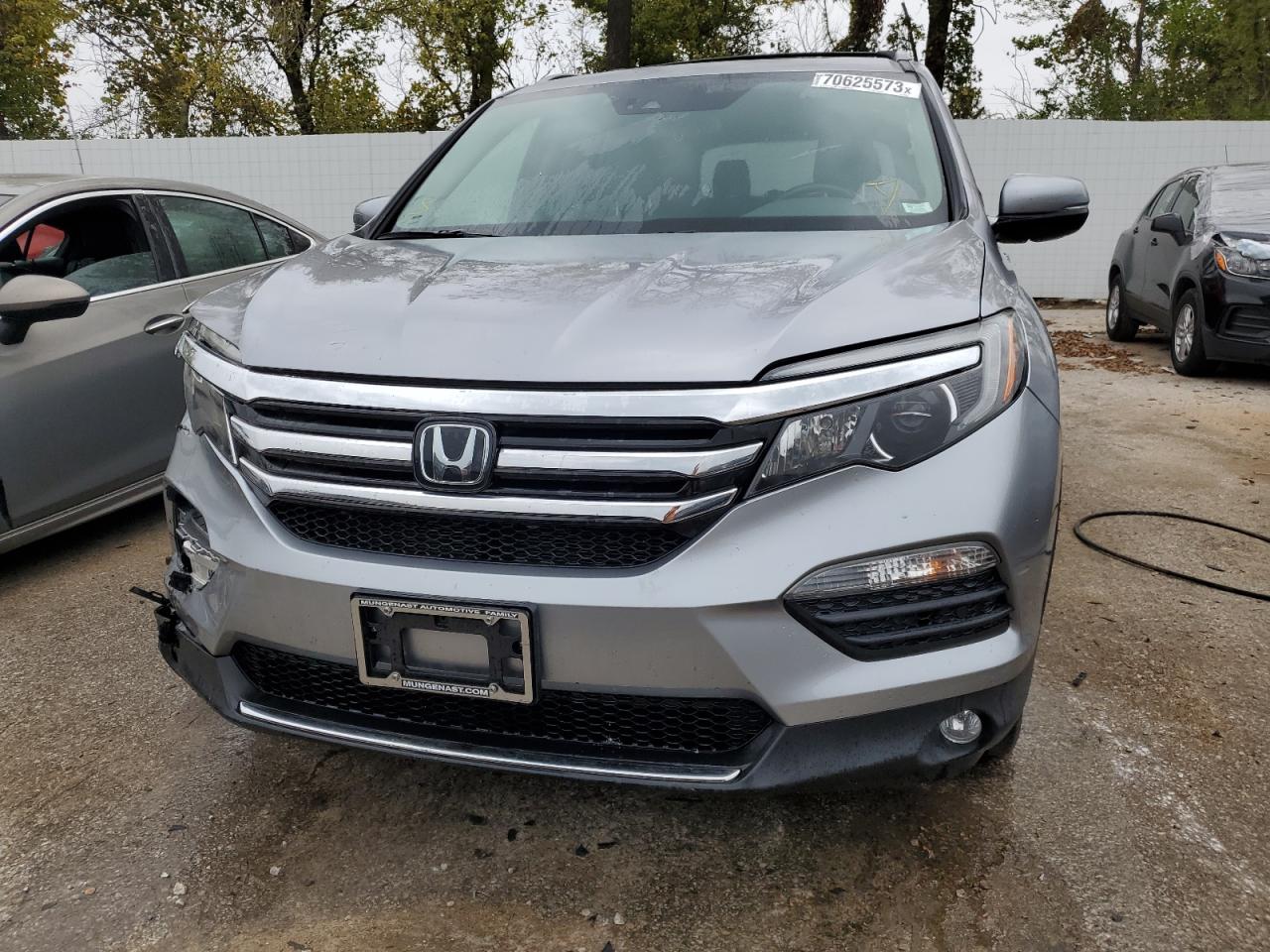 Lot #2893385602 2016 HONDA PILOT ELIT