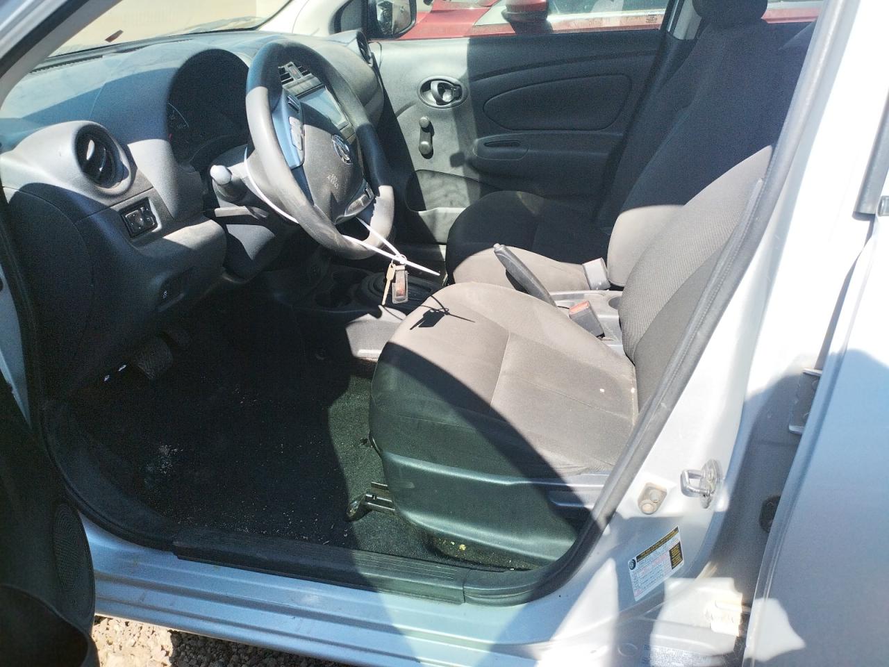 2019 Nissan Versa S vin: 3N1CN7AP7KL877855