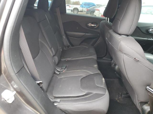 1C4PJMCS6FW640834 Jeep Cherokee Latitude